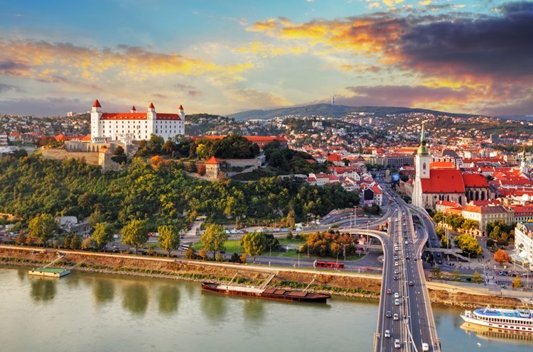 新たなワーホリ協定国　スロバキアに行ってみたい！