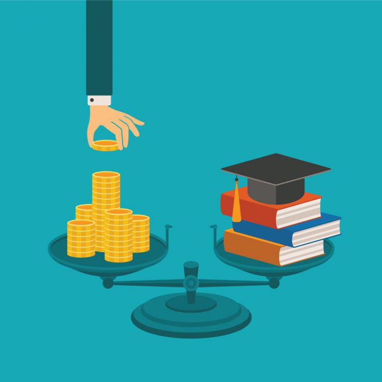 アメリカの大学の教材費っていくらくらい？節約方法って？