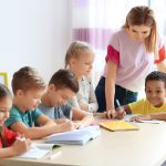 【2023年まとめ】海外の子ども達と交流できる日本語教師アシスタント！どこでできるの？必要な語学力は？