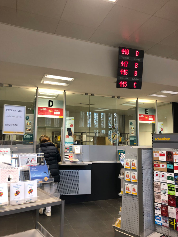 スイスの郵便局